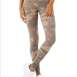 Alo camo leggings